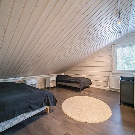 Levillas Koutakaari 6b