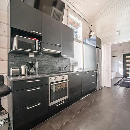 Levillas Koutakaari 6b